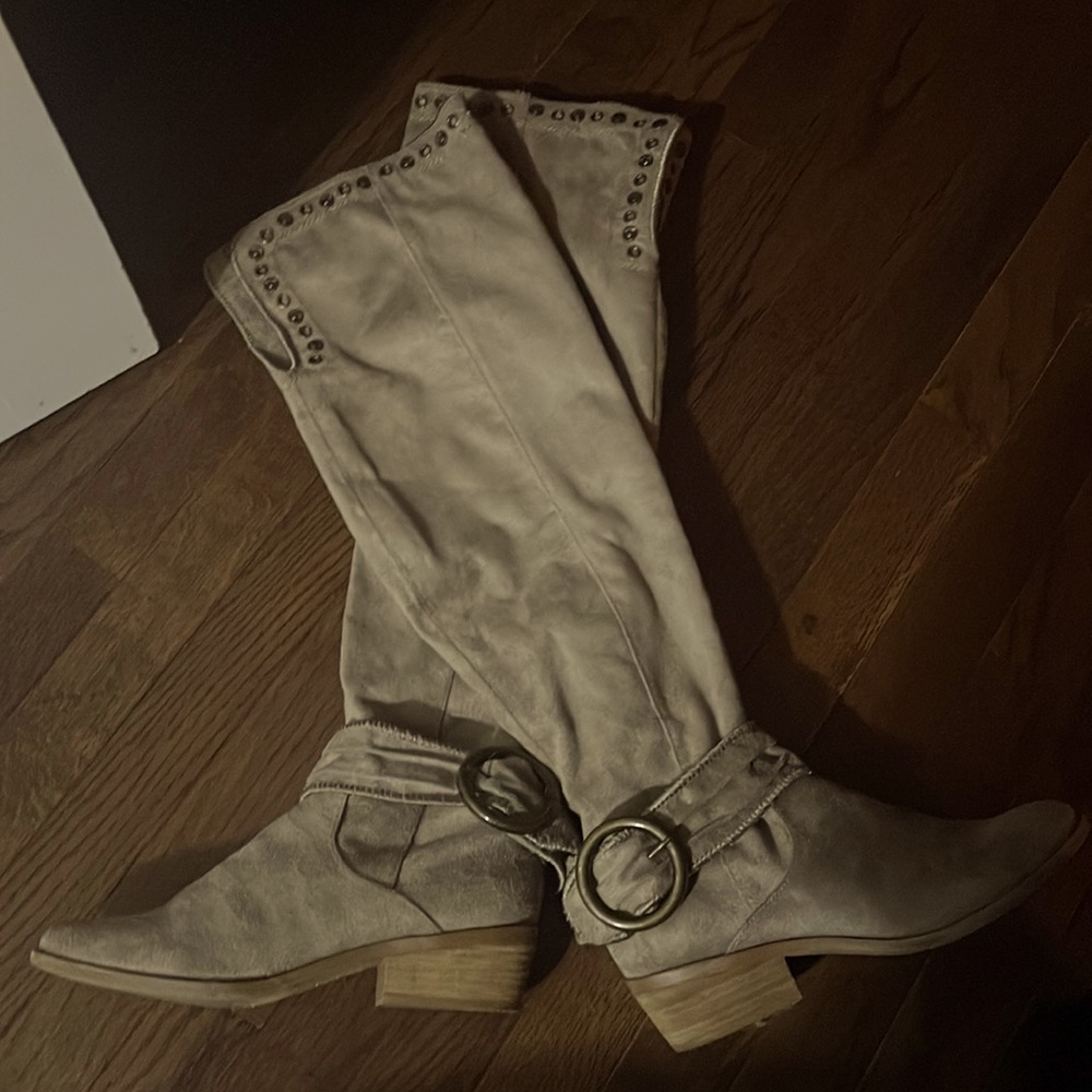 Brand new boots, never worn, still in the box, knee length